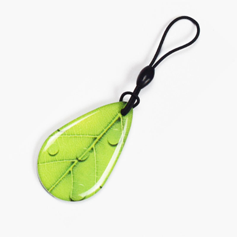 Како РФИД привезци за кључеве побољшавају безбедност канцеларија и стамбених зграда?